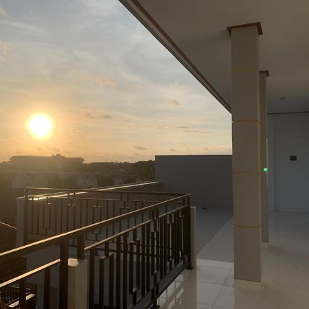 The Lima Home Stay In Canggu エクステリア 写真