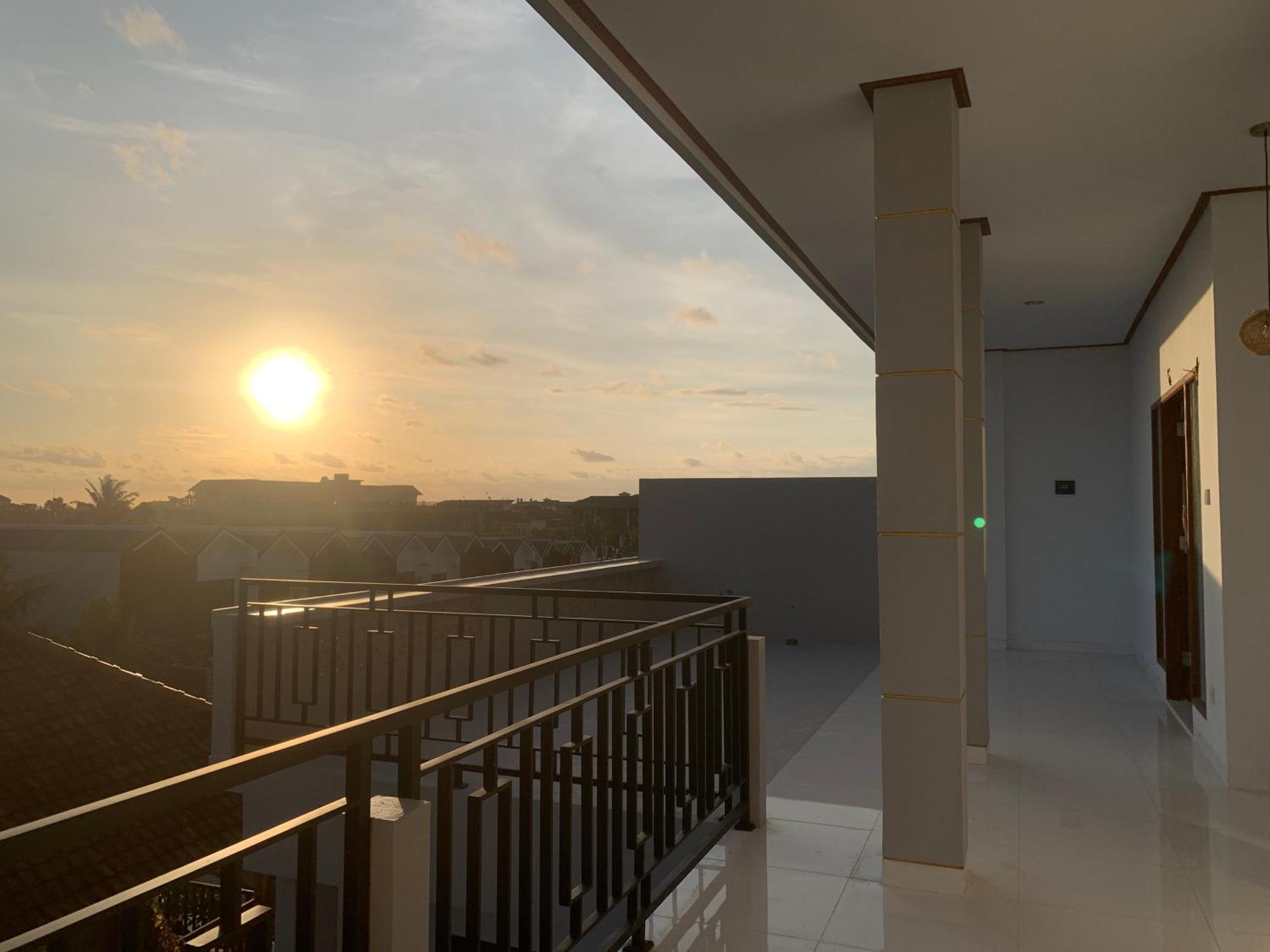 The Lima Home Stay In Canggu エクステリア 写真
