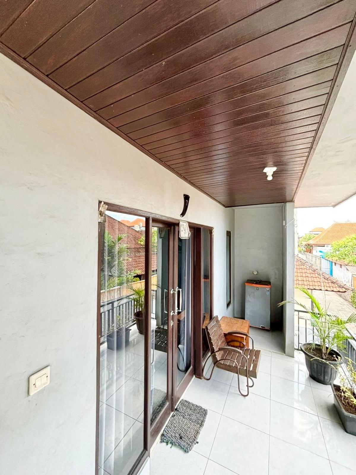 The Lima Home Stay In Canggu エクステリア 写真